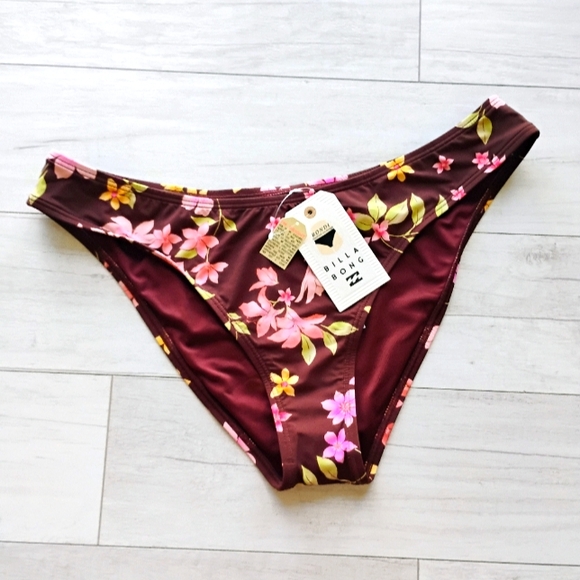 BILLABONG NEW Free To Be Bondi Bikini Bottoms - Picture 1 of 12